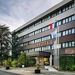 Mercure Parly 2 4*