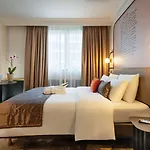 Mercure Paris Ouest Hotel