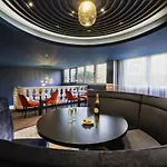 호텔 Mercure Paris Ouest 4*