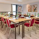 Otel Mercure Paris Ouest Versay