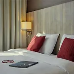 Mercure Paris Ouest Otel Versay