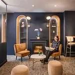 Mercure Paris Ouest 酒店 4*