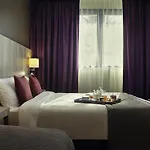 호텔 Mercure Paris Ouest 4*