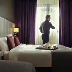 Mercure Paris Ouest 베흑사이으
