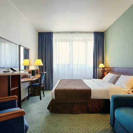 Mercure Paris Ouest Ξενοδοχείο