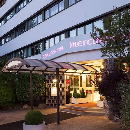 Mercure Paris Ouest 酒店