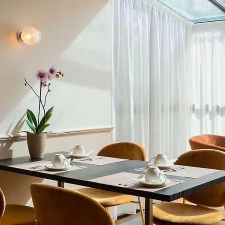 Mercure Parly 2 Hotel 4*