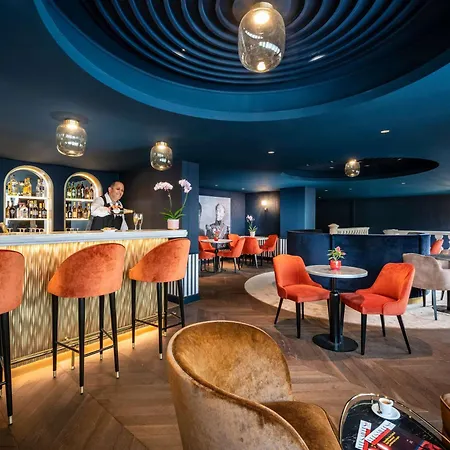 Mercure Parly 2 Hotel 4*