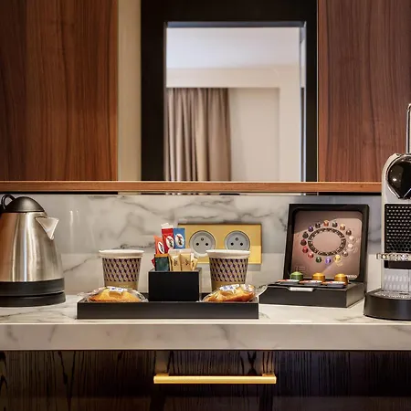 Mercure Paris Ouest ホテル