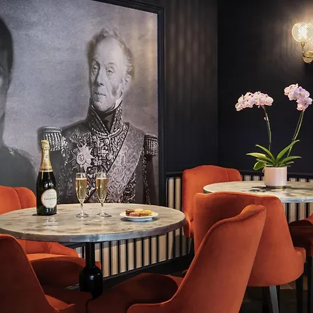 Mercure Paris Ouest Hotel 4*