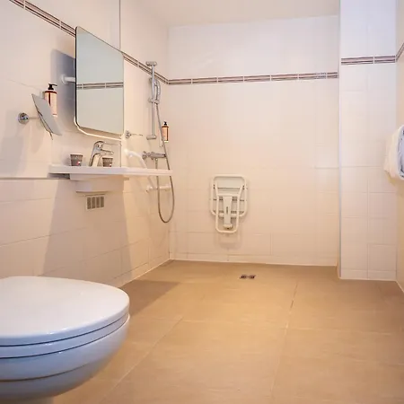 Mercure Paris Ouest 호텔 베흑사이으