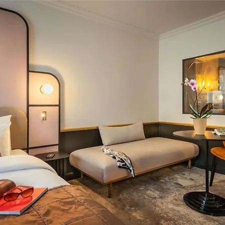 Mercure Paris Ouest Отель 4*