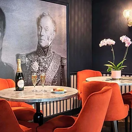 Hotel Mercure Paris Ouest 4*