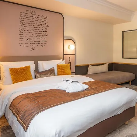Mercure Paris Ouest Hotel