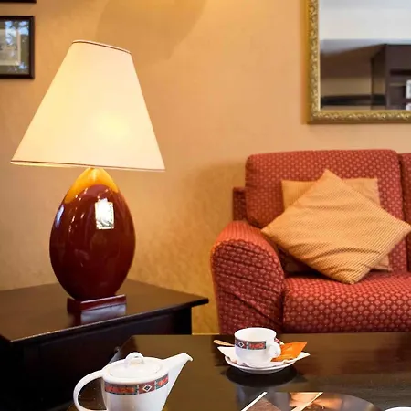 酒店 Mercure Paris Ouest 4*