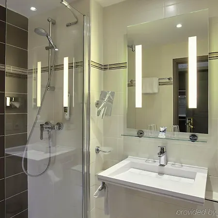 Mercure Parly 2 Hotel 4*