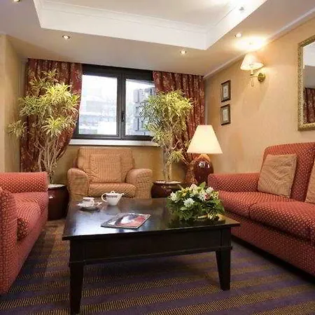 Mercure Paris Ouest 4* 베흑사이으