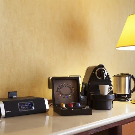 Mercure Paris Ouest 호텔 베흑사이으