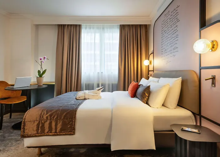 Mercure Paris Ouest Hotel