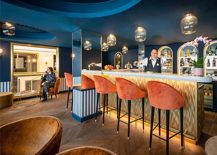 Mercure Paris Ouest Hotel Versalles