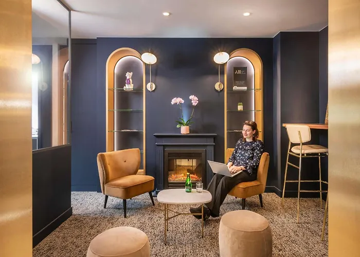 Hotel Mercure Paris Ouest 4*